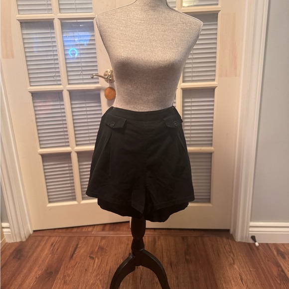 Black Shorts - Picture 5 of 5